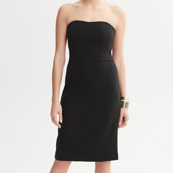 Banana Republic Dresses & Skirts - Banana Republic Strapless Dress